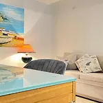 Villa Ampelaki 2
